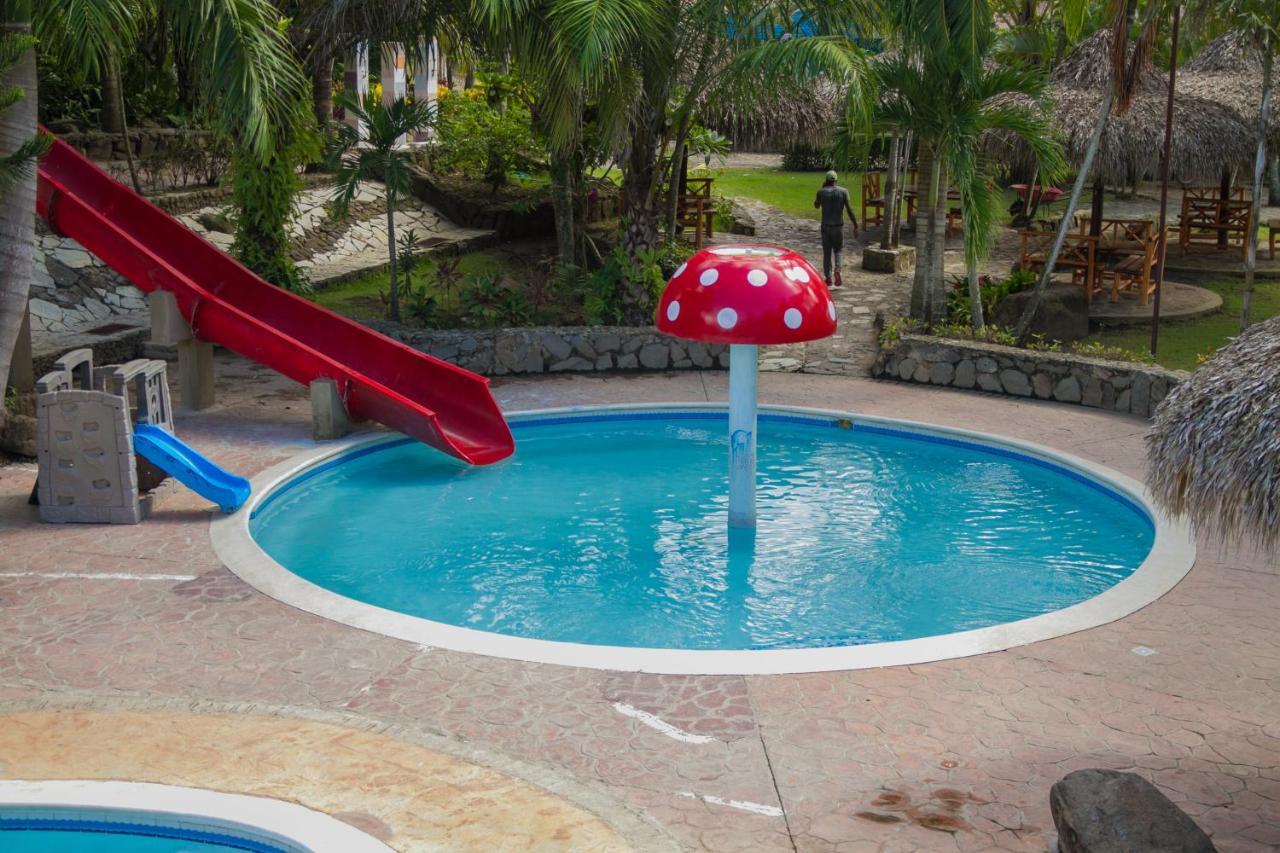 Hotel Colinas Del Rey Hato Mayor Del Rey Buitenkant foto