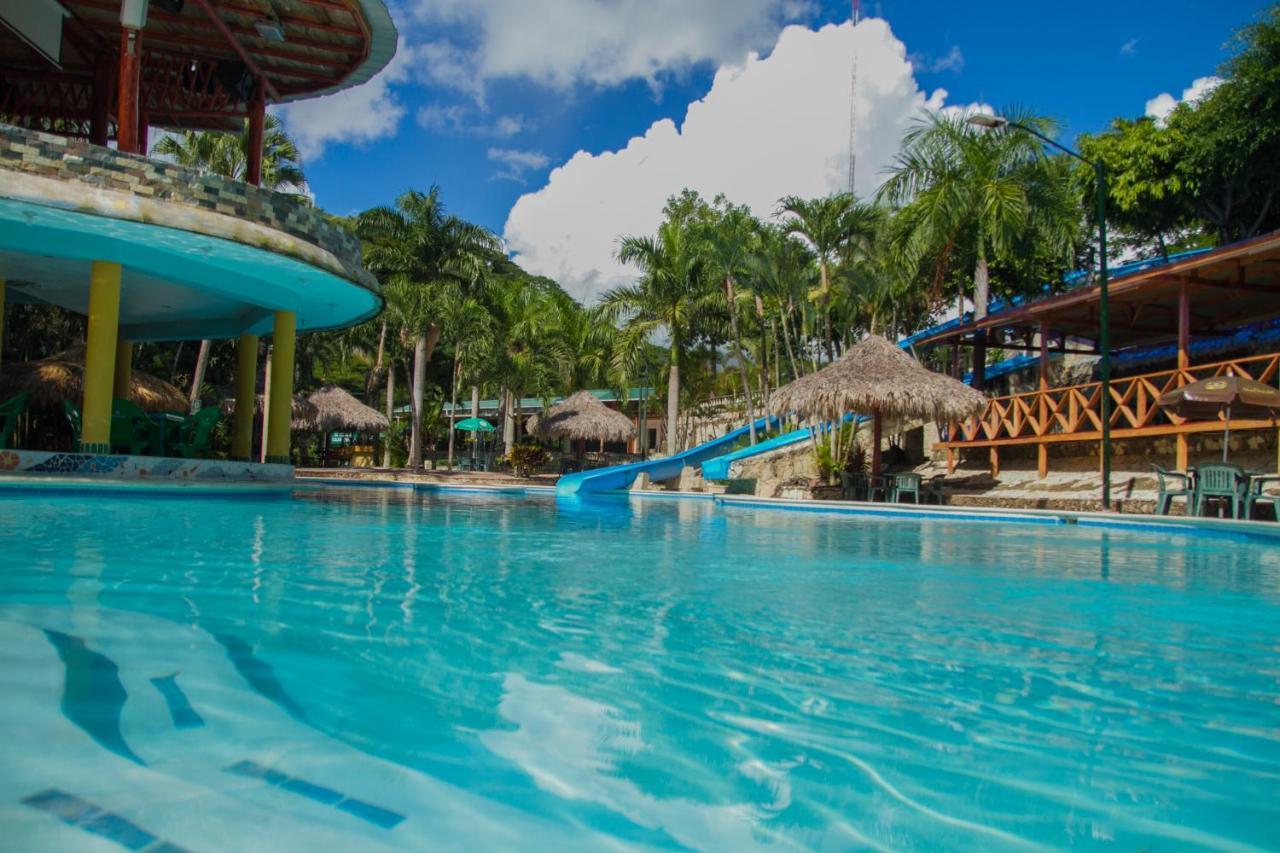 Hotel Colinas Del Rey Hato Mayor Del Rey Buitenkant foto